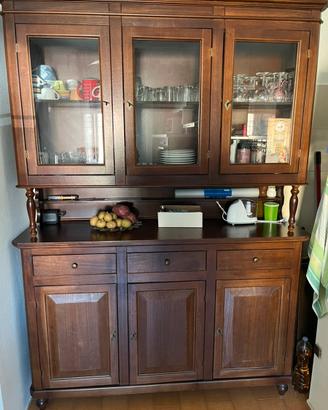Credenza napoletana