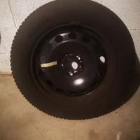 4 cerchi   + ruote 215/65 R16 98H