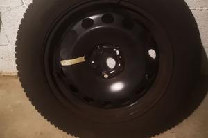 4 cerchi   + ruote 215/65 R16 98H