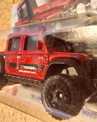 hotwheels '15 Land Rover Defender Double Cab
