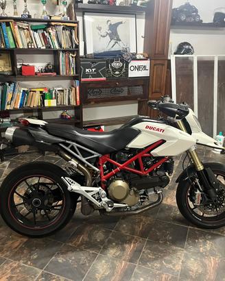 Ducati Hypermotard 1100s 2009