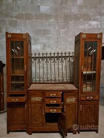 Credenza Liberty primi ’900 con colonne vetrina