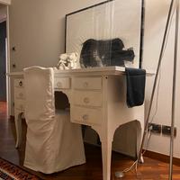 SCRIVANIA IN LEGNO LACCATO BIANCO