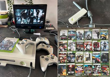 Xbox 360 + 24 giochi + 4 Joypad e accessori vari