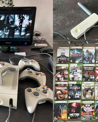 Xbox 360 + 24 giochi + 4 Joypad e accessori vari