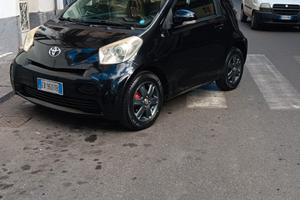 Toyota iq in perfette condizioni 