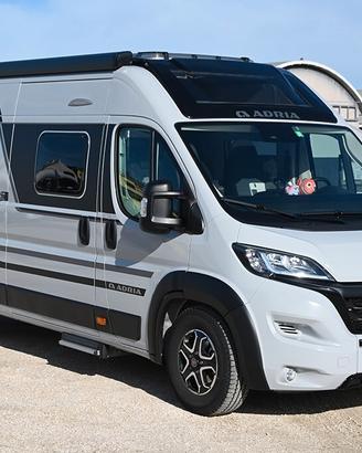 Adria Twin Supreme 640 SLB letti gemelli