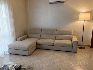 Divano angolare con penisola – Tessuto beige/torto