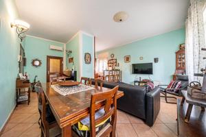 4 LOCALI A REGGIO NELL'EMILIA