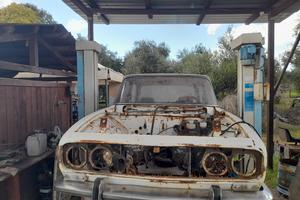 n. 2-  Alfa Romeo  2000