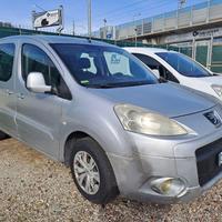 PEUGEOT Partner Furgone finestrato 5 posti dci