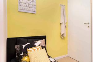 Stanza in appartamento di 64 m² a Milano