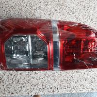 FANALE TOYOTA HILUX