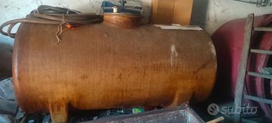 Cisterna  in vetroresina