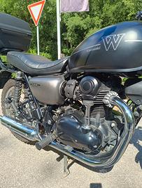 Kawasaki W800 Street