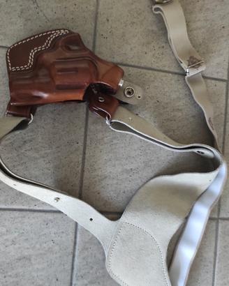 Cinghia ascellare per pistola