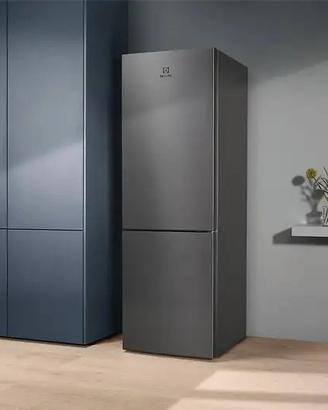 ELECTROLUX LNT6ME32U2 INOX frigorifero nuovo