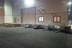 carrelli rimorchio auto trasporto cose moto e auto