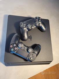 PLAYSTATION 4 SLIM