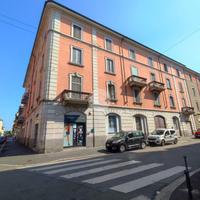 MONOLOCALE A MILANO