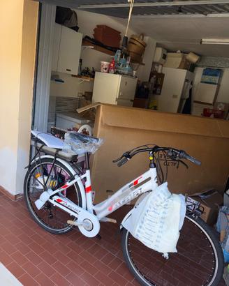 Bicicleta atala elettrica