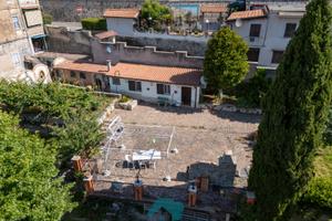Appartamento con entrata indipendente e giardino
