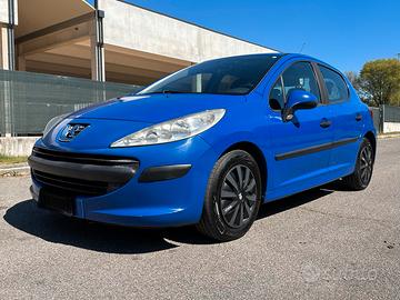PEUGEOT 207 NEOPATENTATI