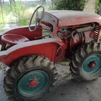 Trattore d'epoca Eron D12