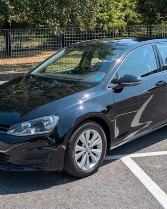 Volkswagen Golf 7 1.6 TDI 105cv Comfortline