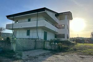 Immobile di 1780 m² con più di 5 locali a Quarto