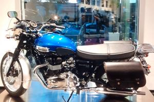 Triumph Bonneville T100 – 3.000 km – Pari al nuovo