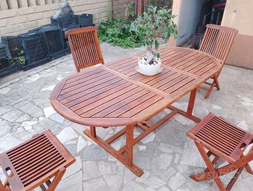 Tavolo 4 sedie legno MASSELLO Come nuovo Roma nord