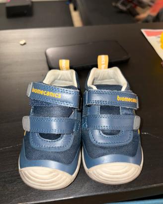 Scarpe biomecanics n 20