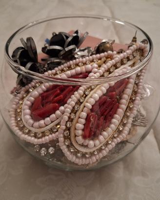 Boule con orecchini a sorpresa