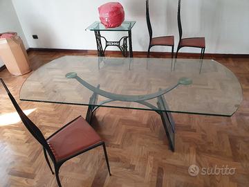 Tavolo e sedie Tetide anni '90
