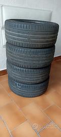 Gomme auto
