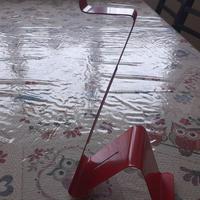Supporto per tablet rosso