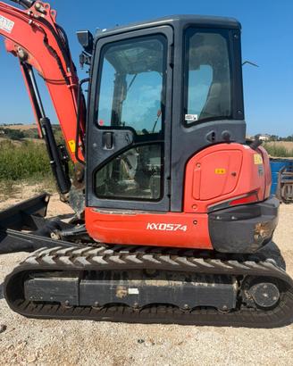 Escavatore kubota kx 057-4