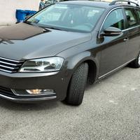 VOLKSWAGEN Passat 7ª serie - 2012