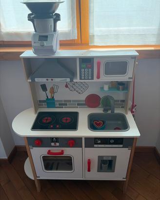 Vendi cucina in legno per bambini con accessori