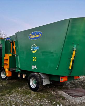 Carro miscelatore semovente, Italmix