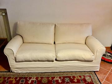 Divani 2 posti bianchi sfoderabili