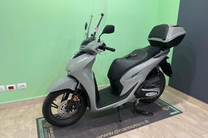 Honda SH 150 - 530 km Accessoriato e Finanziabile