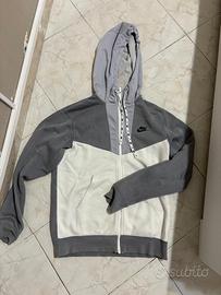 tuta nike limied edition