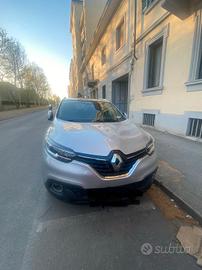 Kadjar 1,5 D uniproprierario 25.000km grigio met. 