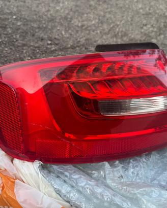 FANALE STOP SINISTRA SX AUDI A4 B8 LED 8K5945095AC