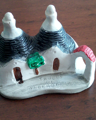 Souvenir di Alberobello trulli
