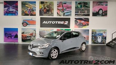Renault Clio 0.9 tce Moschino Zen Gpl 90cv