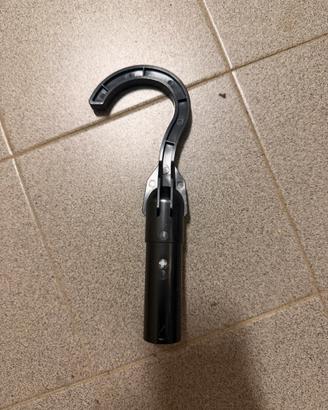 Gancio per robot piscina
