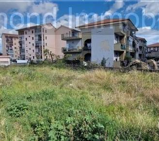 Terreno 700mq edificabile commerciale a Riposto